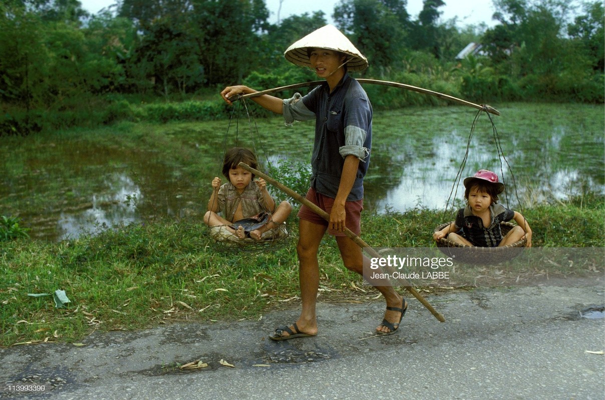 Boi hoi nhin lai cuoc song o nong thon Viet Nam dau thap nien 1990-Hinh-10