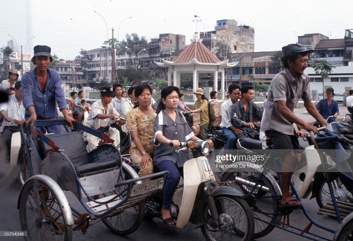 Cuoc song o Sai Gon nam 1989-1994 qua ong kinh phong vien huyen thoai-Hinh-9