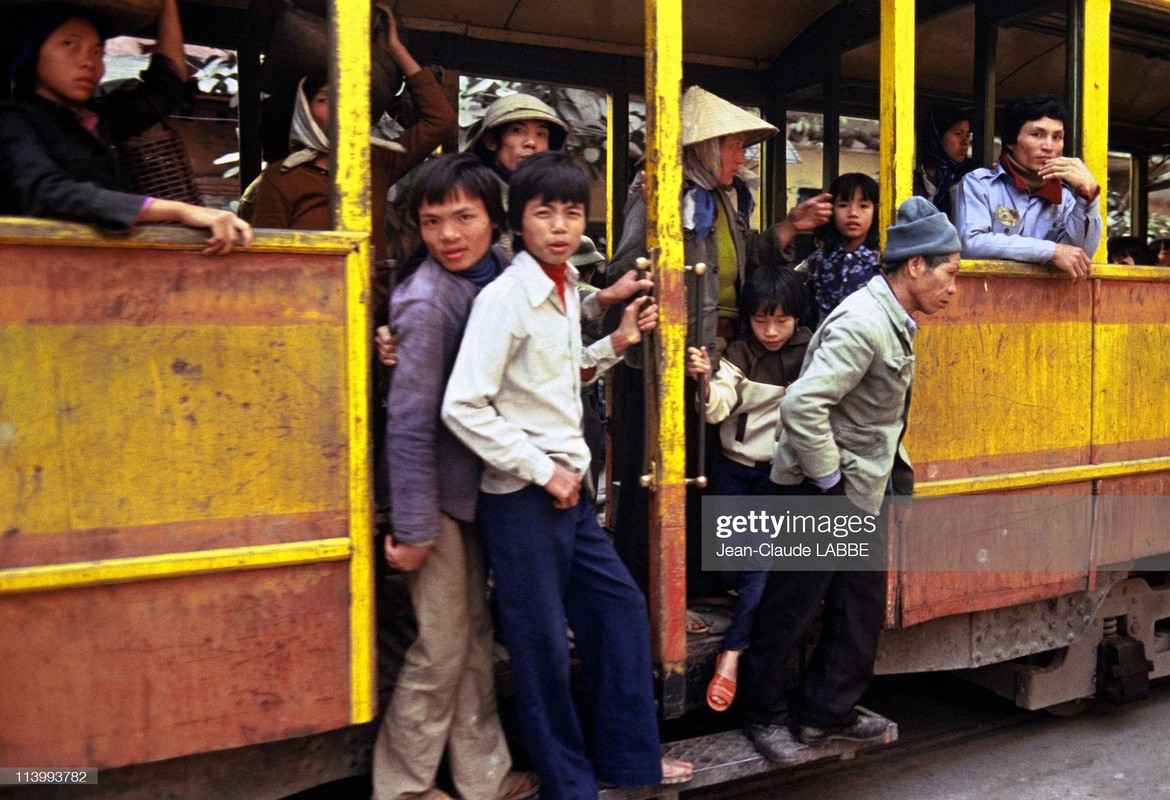 Anh khong the khong xem ve doi thuong Ha Noi nam 1994 (1)-Hinh-2