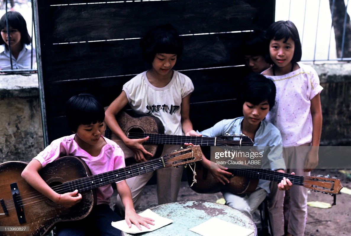 Anh khong the khong xem ve doi thuong Ha Noi nam 1994 (2)-Hinh-7