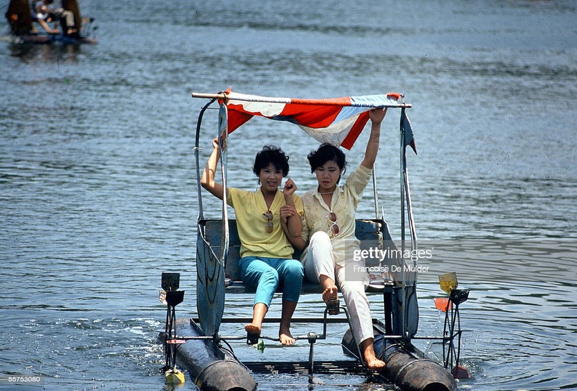 Loat anh kho quen ve phu nu Viet Nam thap nien 1980-Hinh-3