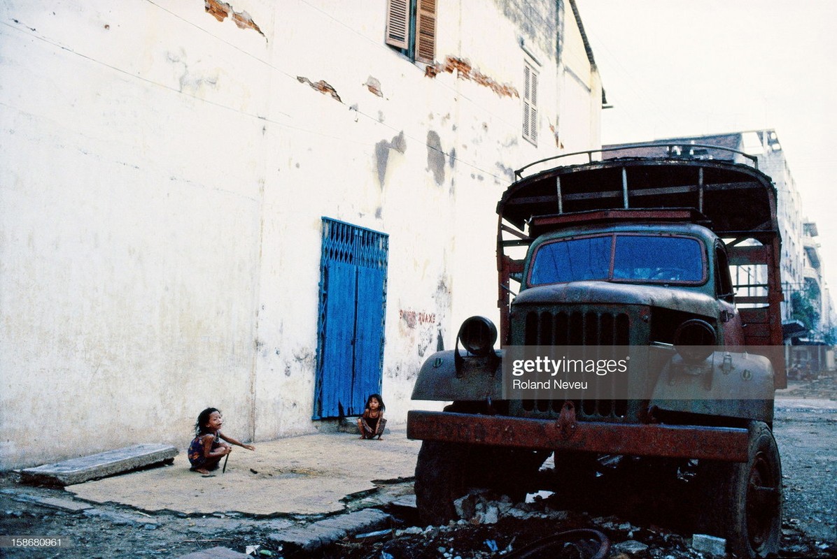 Nhung hinh anh khong the quen ve thu do Campuchia nam 1981-Hinh-7