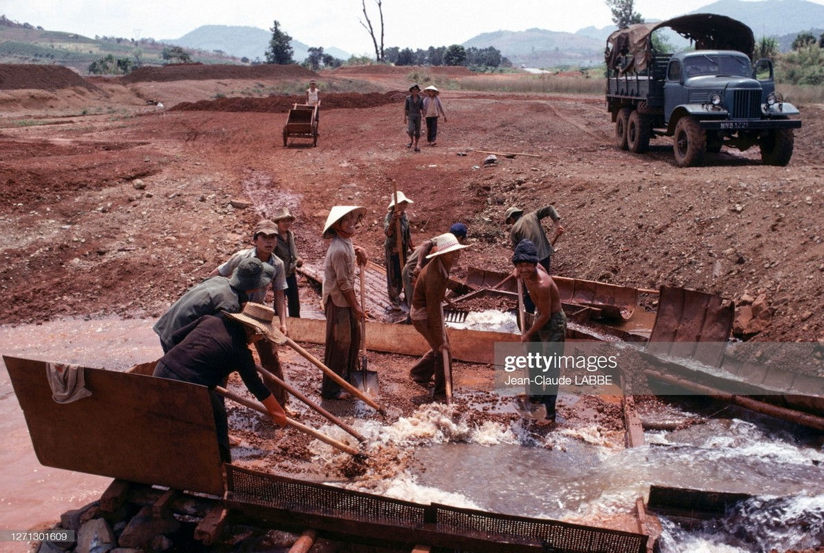 Hinh anh dac biet ve Viet Nam nam 1978 cua Jean-Claude Labbe (2)-Hinh-4