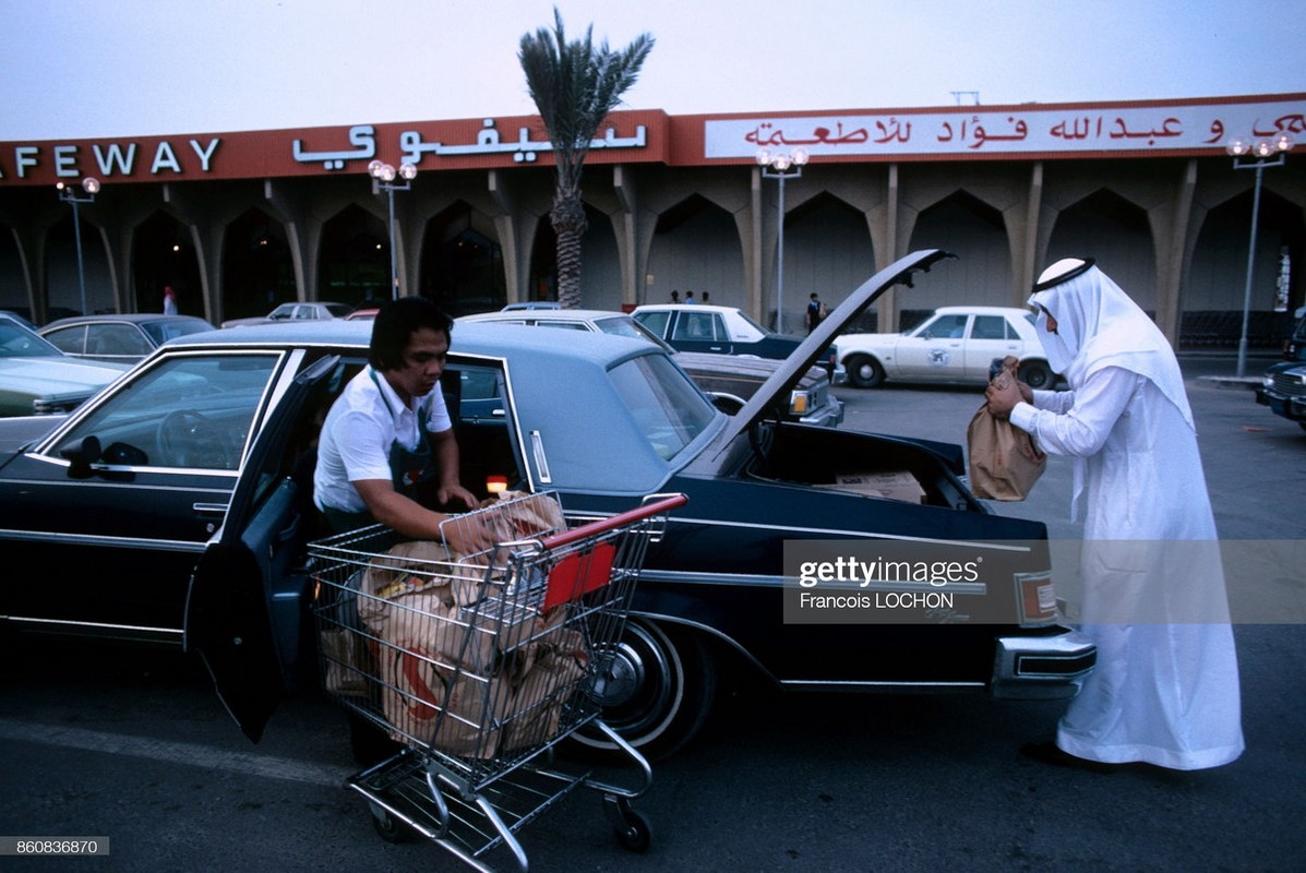 Hinh la ve cuoc song sung suong o A Rap Saudi nam 1980 (1)-Hinh-6