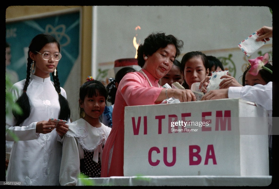 Khoanh khac doi thuong kho quen o Ha Noi nam 1993-Hinh-5