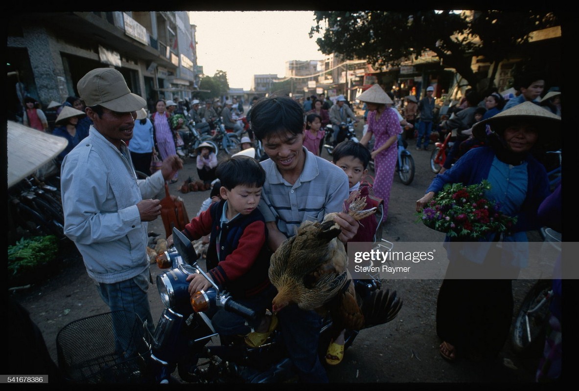 Loat anh kho quen ve Dak Lak nam 1994-Hinh-2