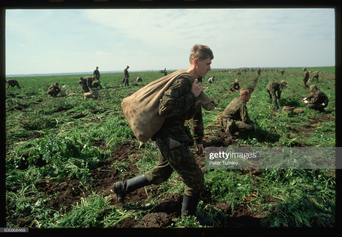 Cuoc song o Ukraine nam 1991 qua anh cua Peter Turnley (2)-Hinh-13