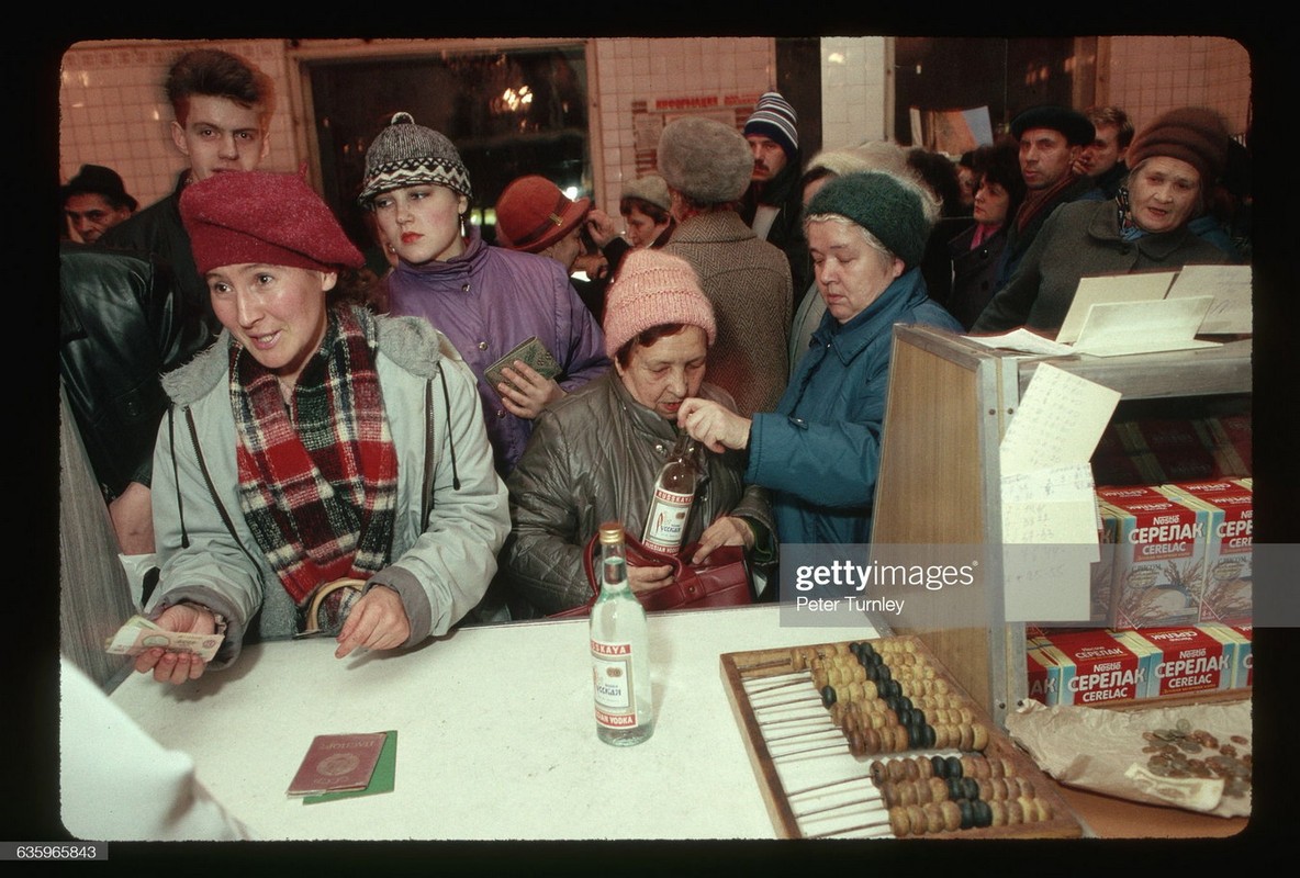 Cuoc song o Ukraine nam 1991 qua anh cua Peter Turnley (2)-Hinh-2