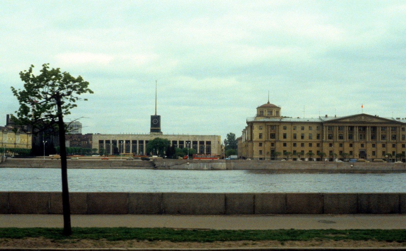 Hinh anh khong the quen ve thanh pho Leningrad nam 1985 (1)-Hinh-11