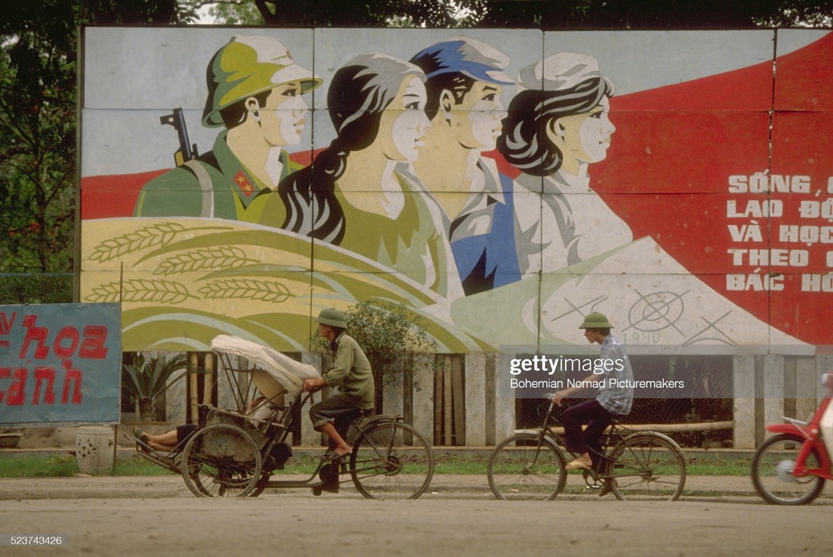 Loat anh khong the khong xem ve Ha Noi nam 1991