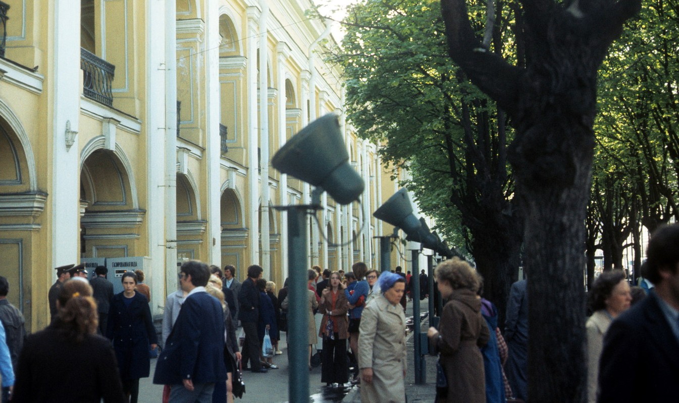 Hinh doc ve cuoc song o Leningrad nam 1977 cua pho nhay Tay-Hinh-3