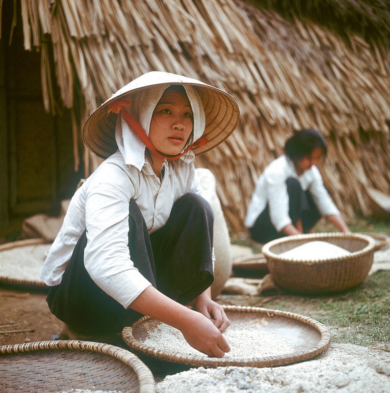 Cuoc song o mien Bac Viet Nam nam 1973 qua ong kinh quoc te-Hinh-2