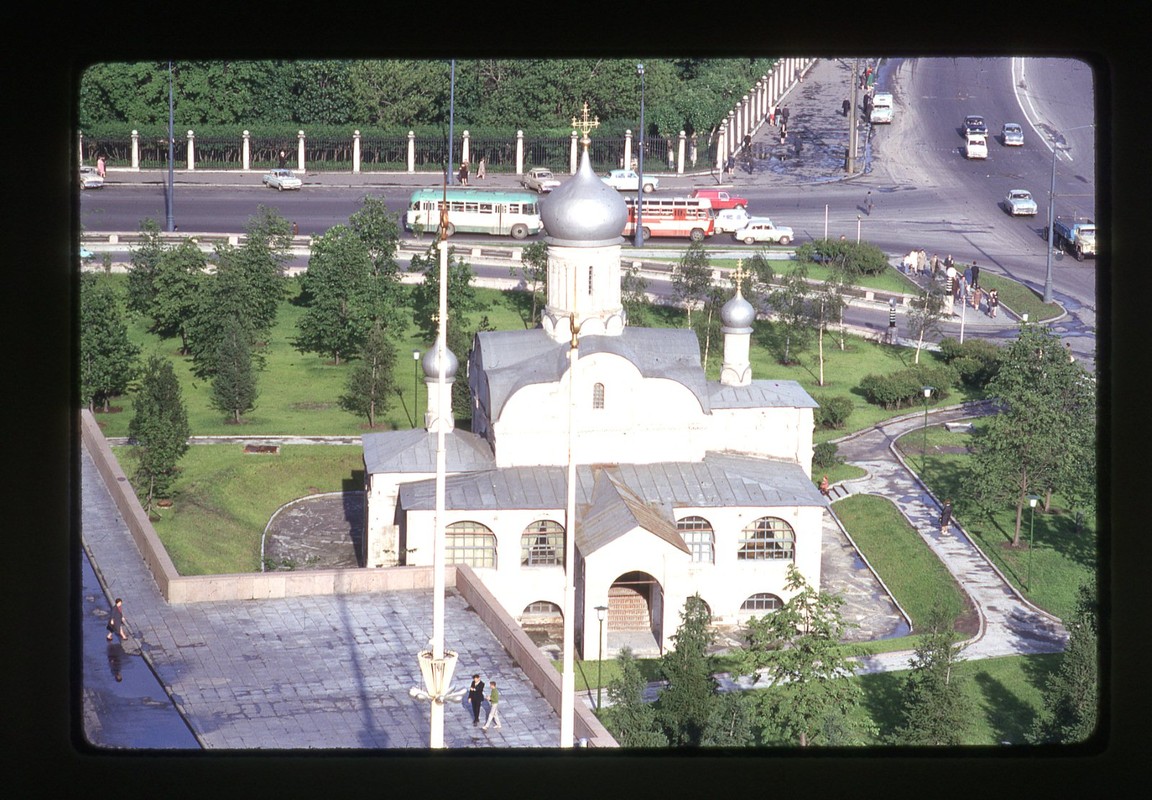 Soi khach san lon nhat the gioi, “view” dien Kremlin o Moscow nam 1969-Hinh-10