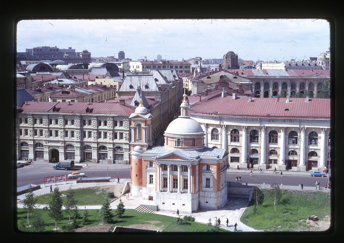 Soi khach san lon nhat the gioi, “view” dien Kremlin o Moscow nam 1969-Hinh-11