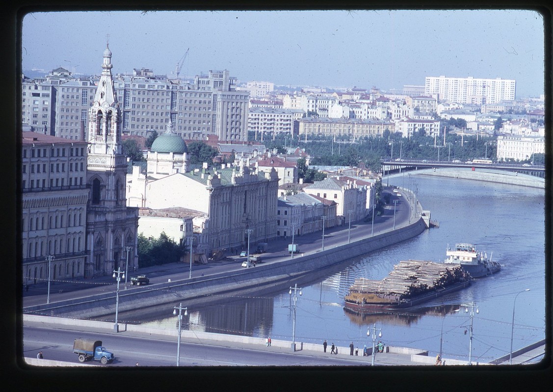 Soi khach san lon nhat the gioi, “view” dien Kremlin o Moscow nam 1969-Hinh-9