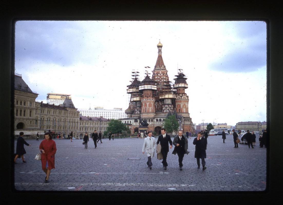 Goc nhin la ve Quang truong Do va Dien Kremlin nam 1969-Hinh-2