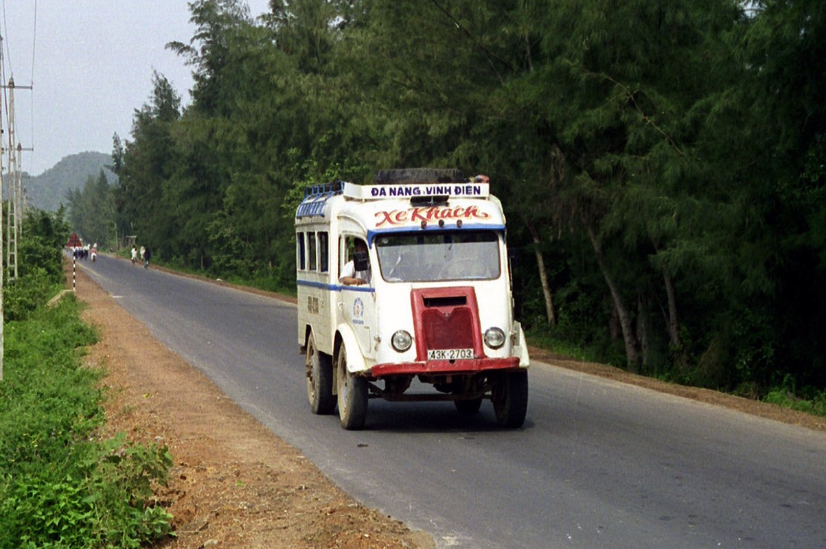 Anh doc: Can canh loai xe buyt la lung o Viet Nam nam 1996-Hinh-7