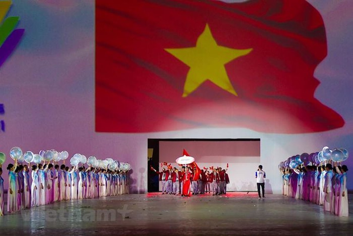 La co Viet Nam tai SEA Games 31: Xuc dong, tu hao va an tuong-Hinh-2