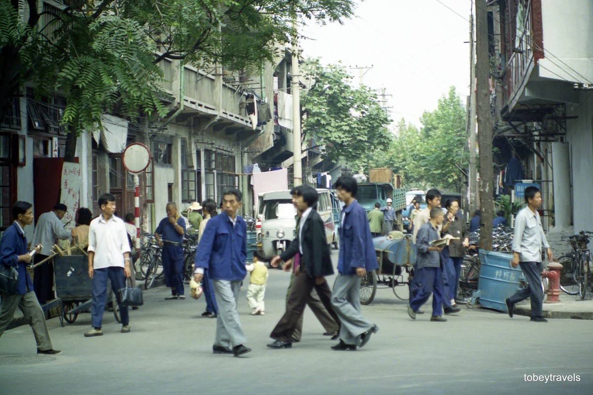 Anh hiem ve cuoc song o thanh pho Vu Han nam 1984