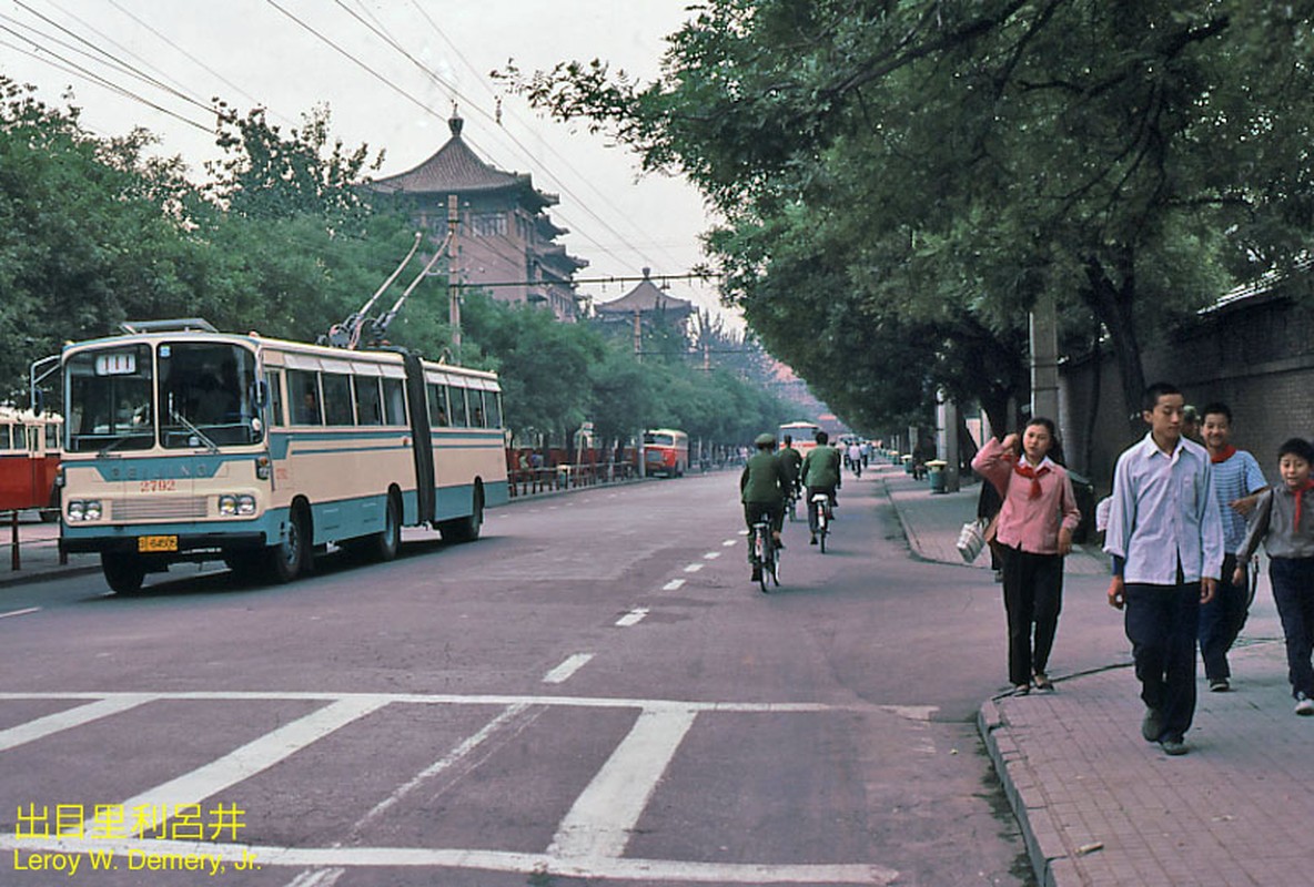 Soi phuong tien giao thong doc dao o Bac Kinh nam 1983-Hinh-6