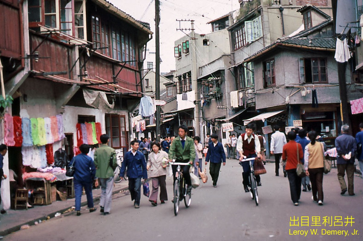 Bat ngo voi dien mao thanh pho Thuong Hai nam 1983-Hinh-8