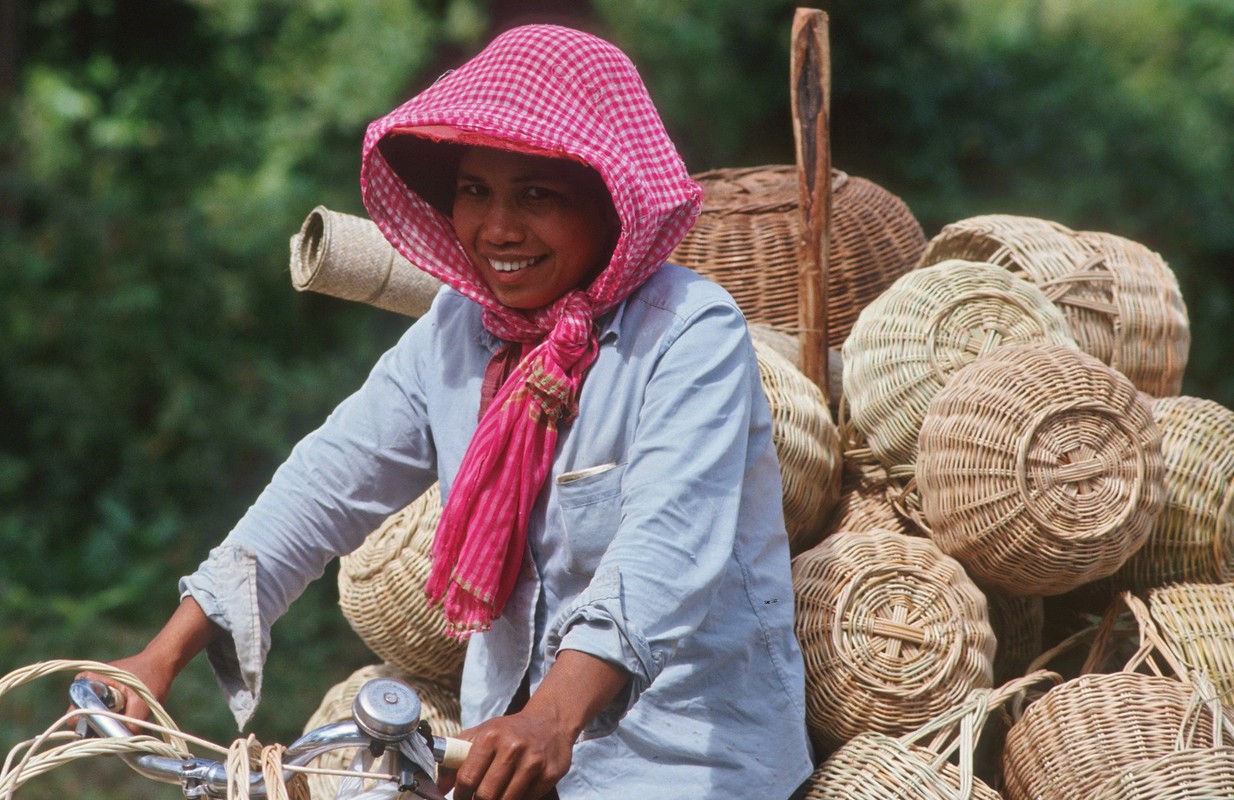 Kham pha vung dat Siem Reap co xua o Campuchia nam 1992-Hinh-11