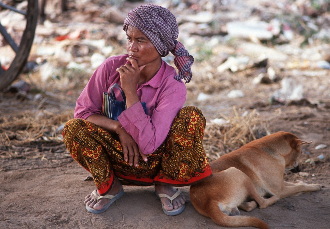 Kham pha vung dat Siem Reap co xua o Campuchia nam 1992-Hinh-12