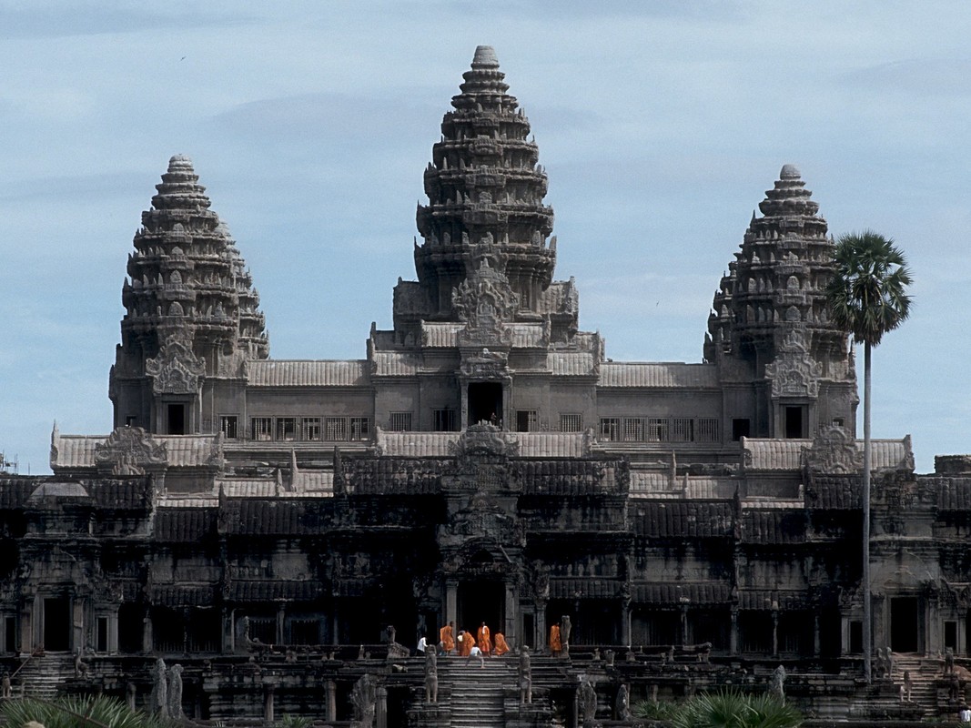 Kham pha vung dat Siem Reap co xua o Campuchia nam 1992-Hinh-4