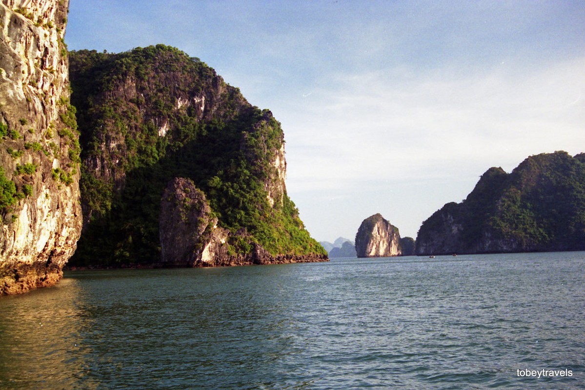 Lang ngam ve dep moc cua Ha Long - Cat Ba thap nien 1990-Hinh-4