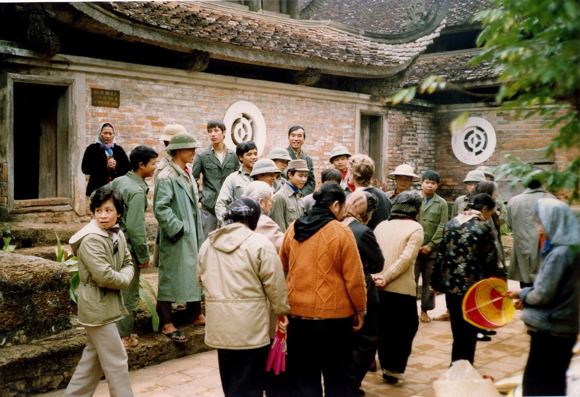 Kham pha khong gian tam linh cua Ha Noi hon 3 thap nien truoc-Hinh-6