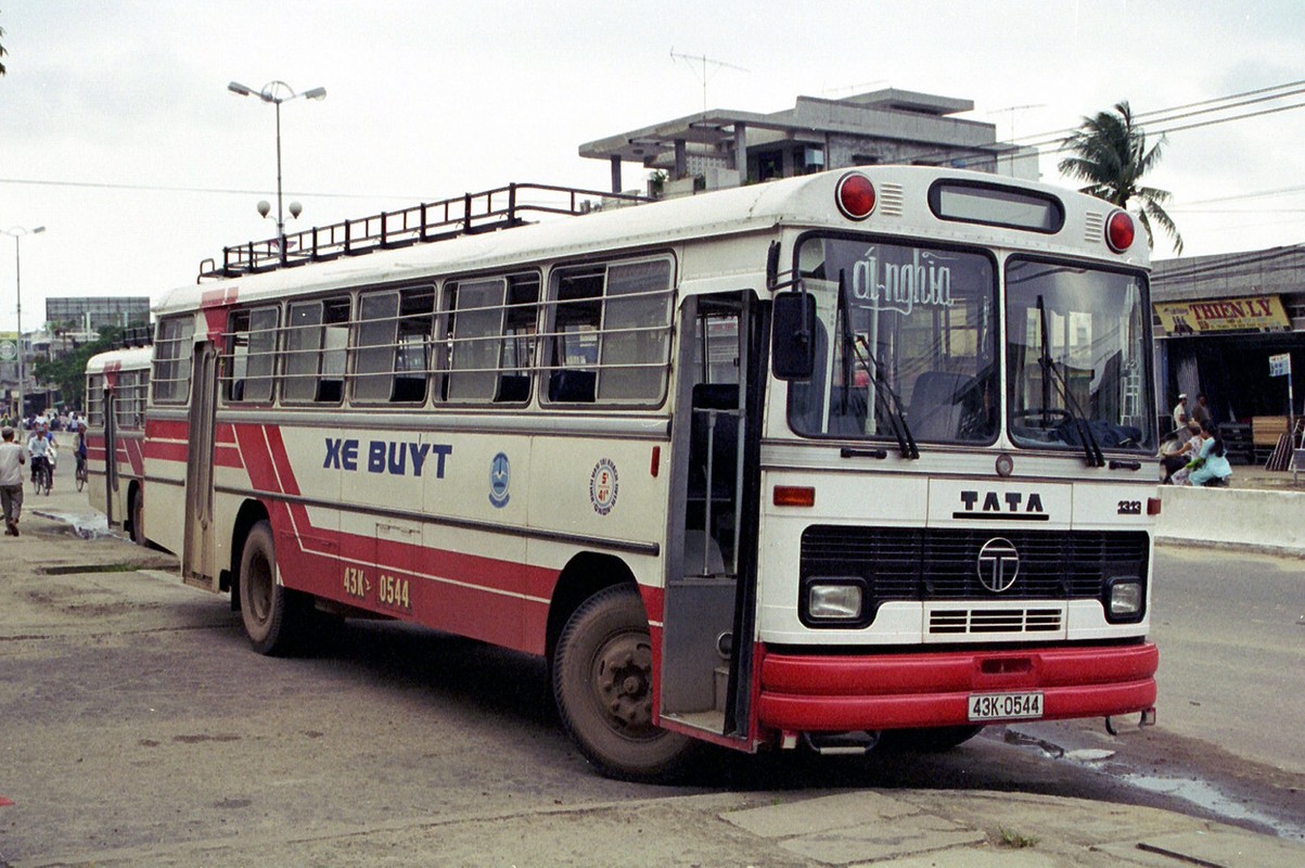 Thu vi bo suu tap cac loai xe buyt o Da Nang nam 1996-Hinh-4