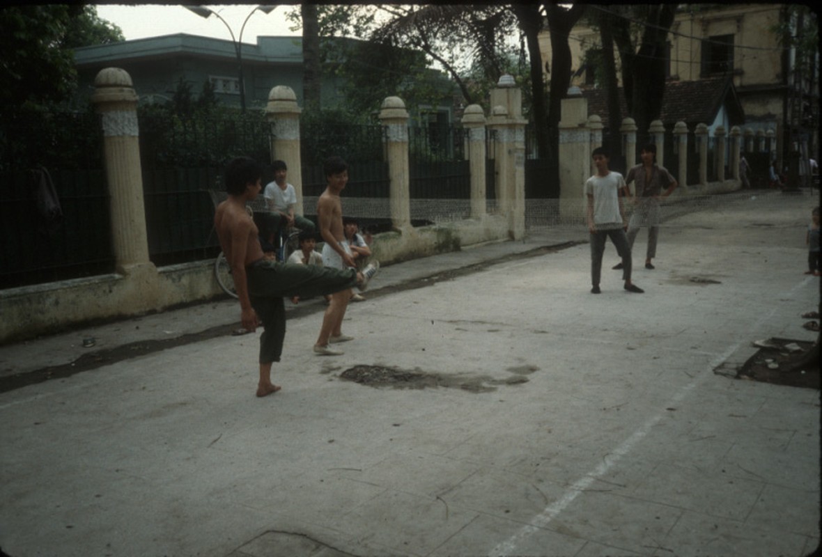 Anh qua quy, phai xem ve Ha Noi nam 1989-Hinh-10