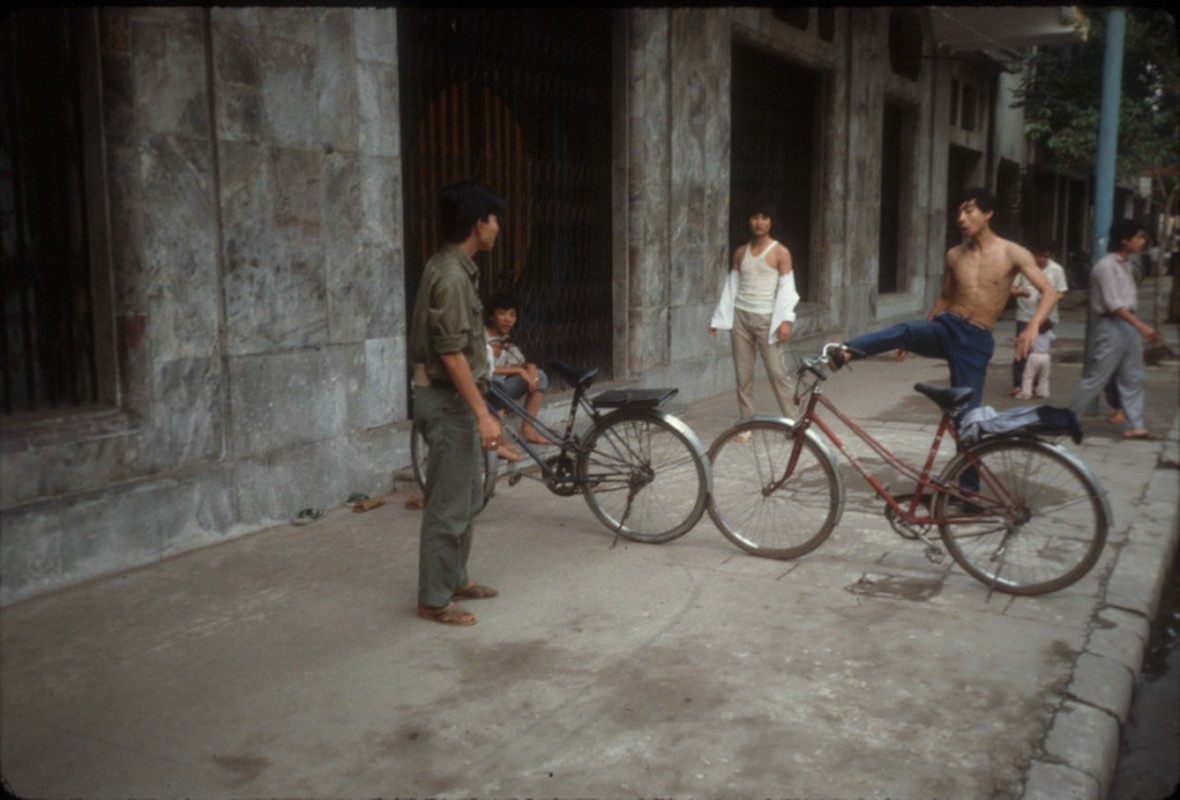 Anh qua quy, phai xem ve Ha Noi nam 1989-Hinh-9