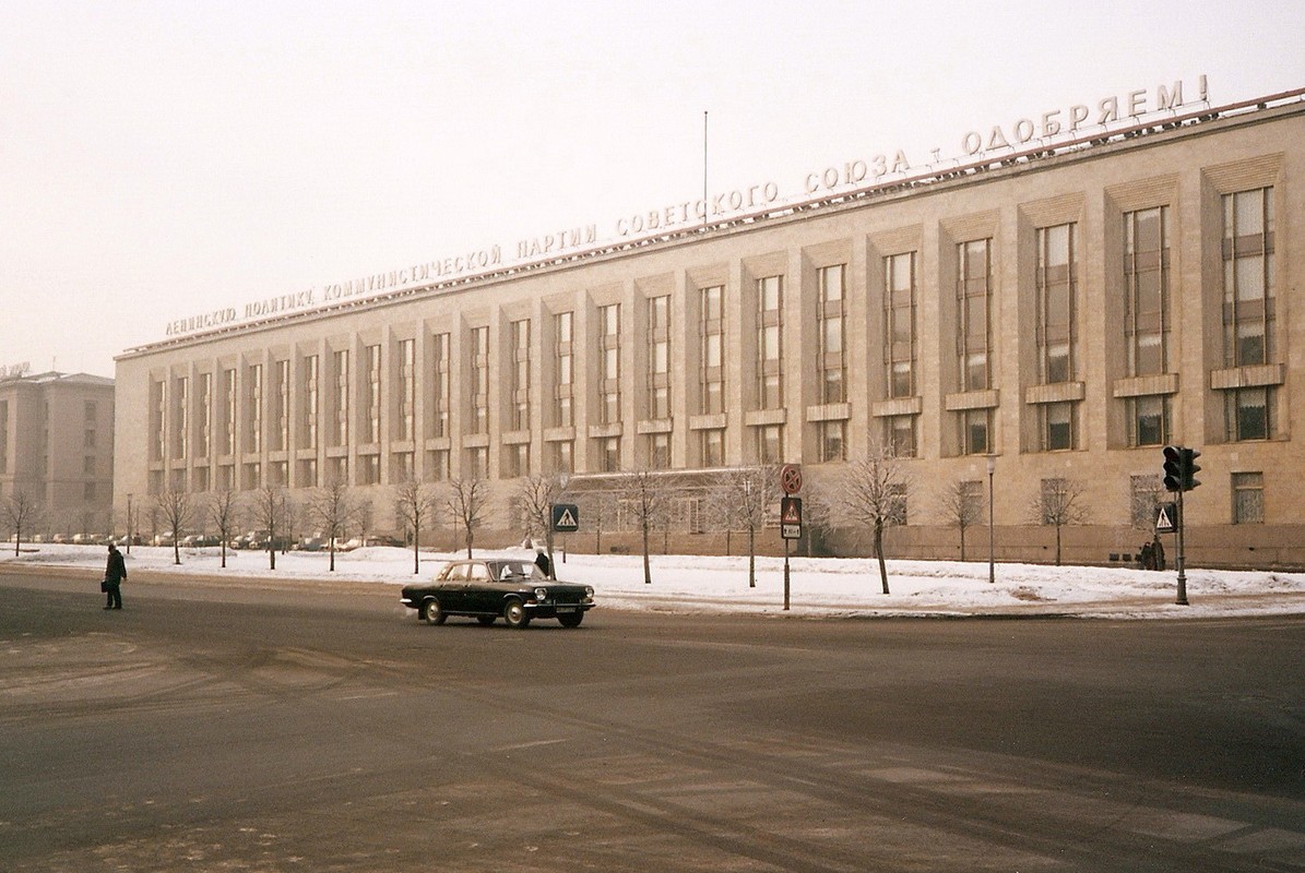 Anh doc thanh pho Leningrad nam 1985 qua ong kinh du khach Anh-Hinh-11