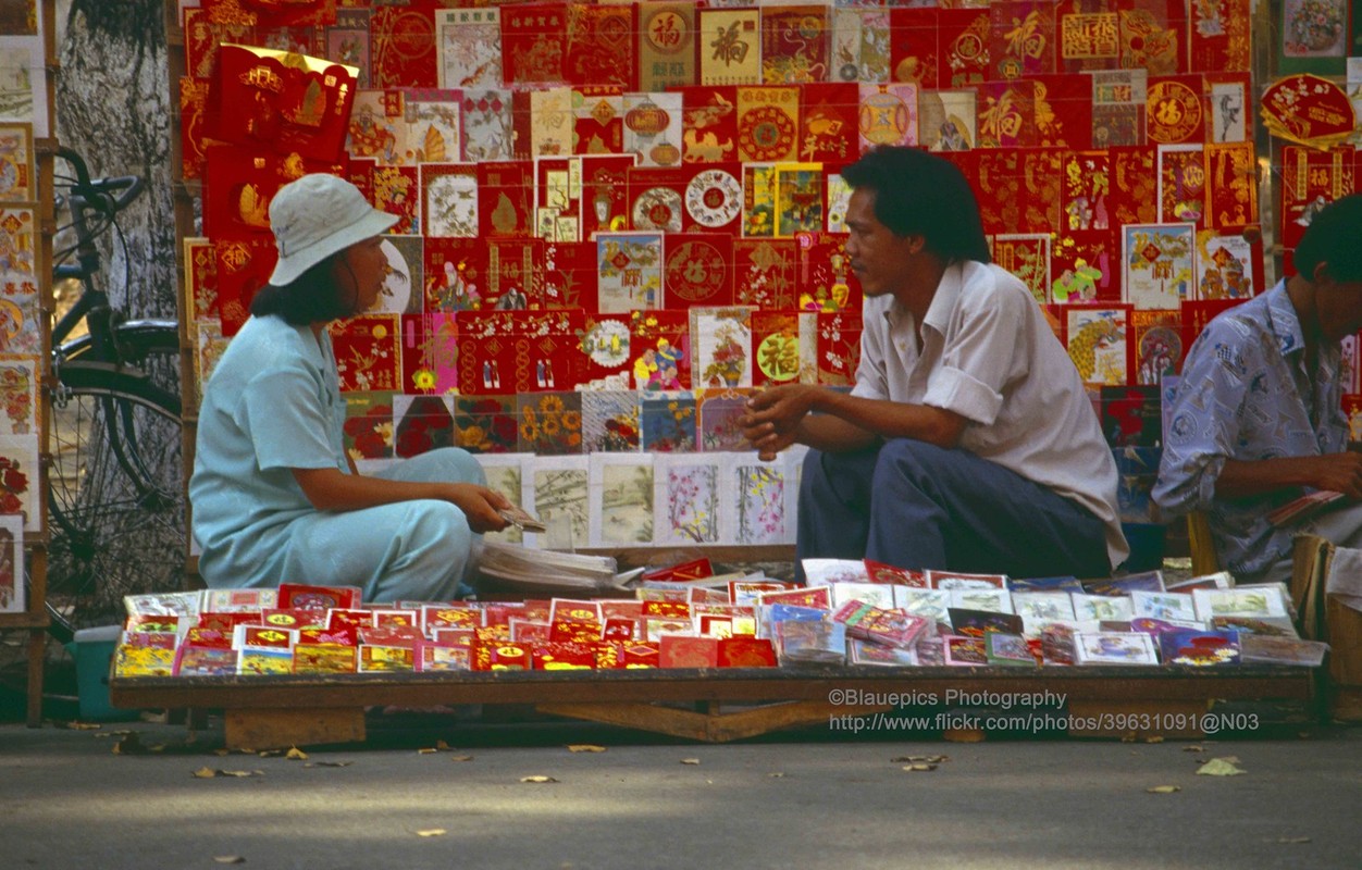 Anh cuc sinh dong ve TP. HCM nam 1993 qua ong kinh nguoi Duc-Hinh-7