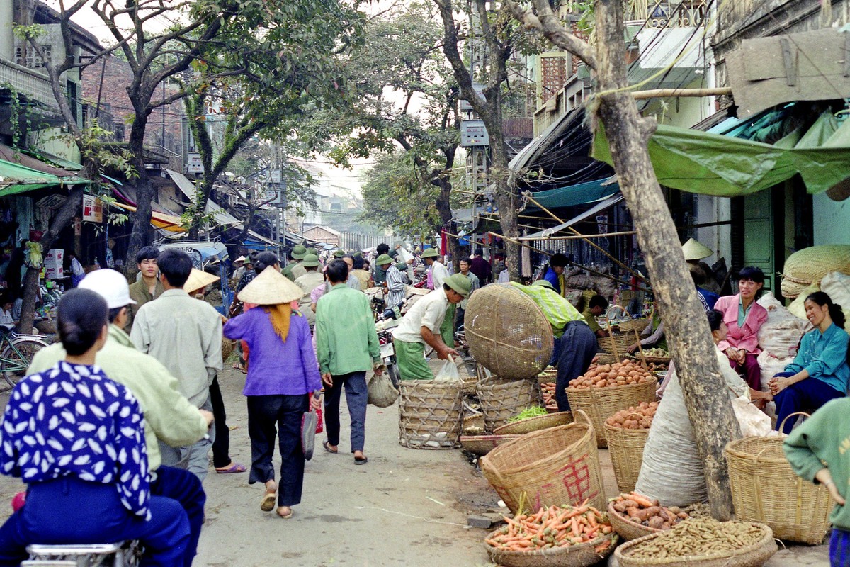 Ba mien Viet Nam dau thap nien 1990 qua anh cua pho nhay Phap (1)-Hinh-3