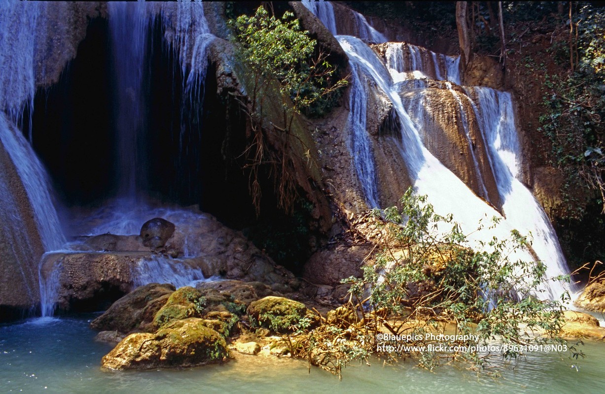 Nhung buc anh phai xem ve Co do Luang Prabang cua Lao nam 1996-Hinh-11