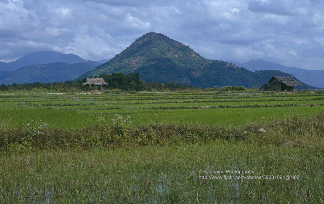 Phan Rang va Nha Trang nam 1993 tuyet dep qua ong kinh khach Tay