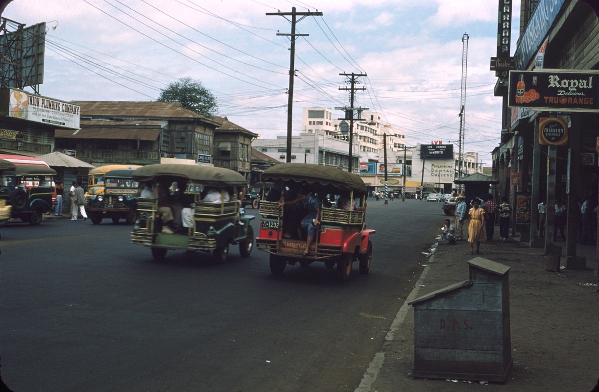 Loat anh mau cuc hiem ve thu do cua Philippines nam 1954-Hinh-12