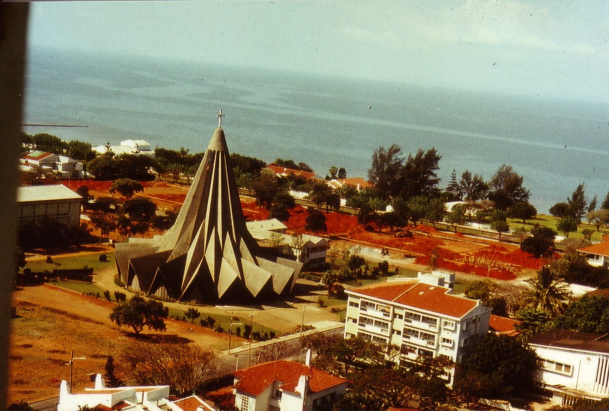 Anh cuc doc ve cuoc song o Mozambique nam 1979-1982-Hinh-4