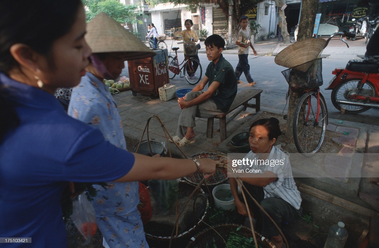 Anh khong dung hang ve cuoc song o Ha Noi nam 1996 (1)-Hinh-10