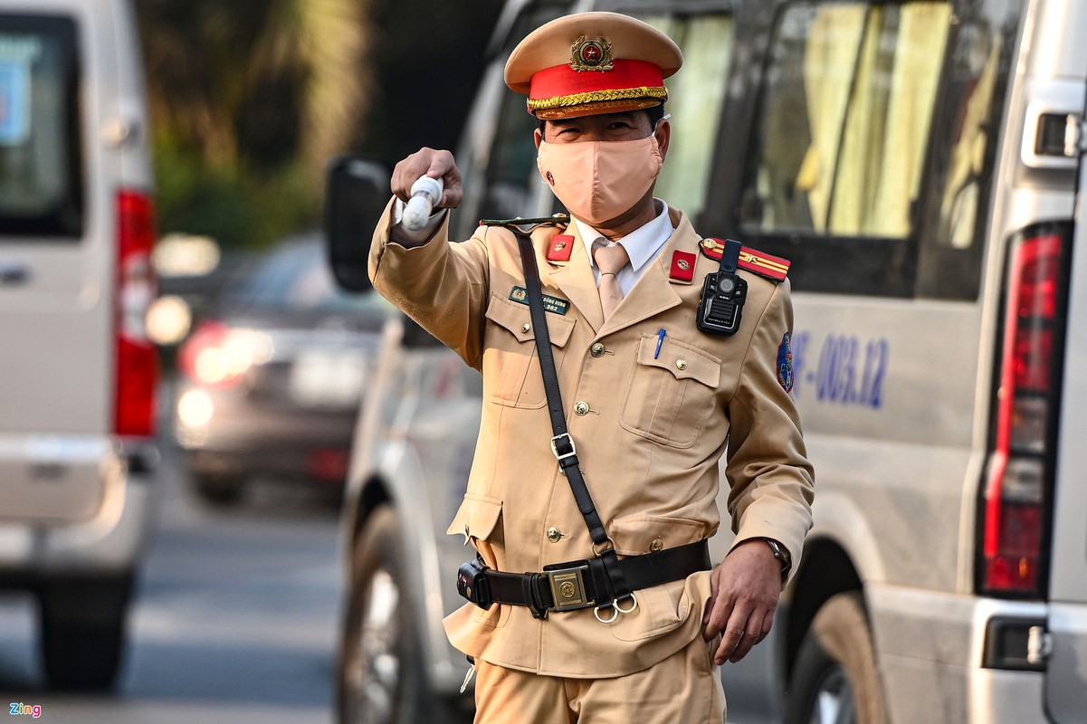 Chua het nghi Tet, duong ve Ha Noi tac cung tu chieu den toi-Hinh-13