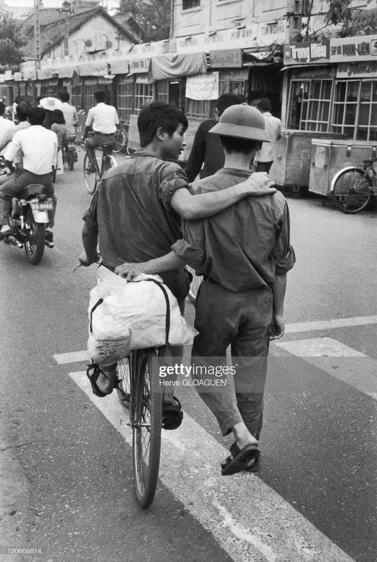 Anh dac biet ve cuoc song doi thuong o Sai Gon thang 5/1975 (1)-Hinh-4