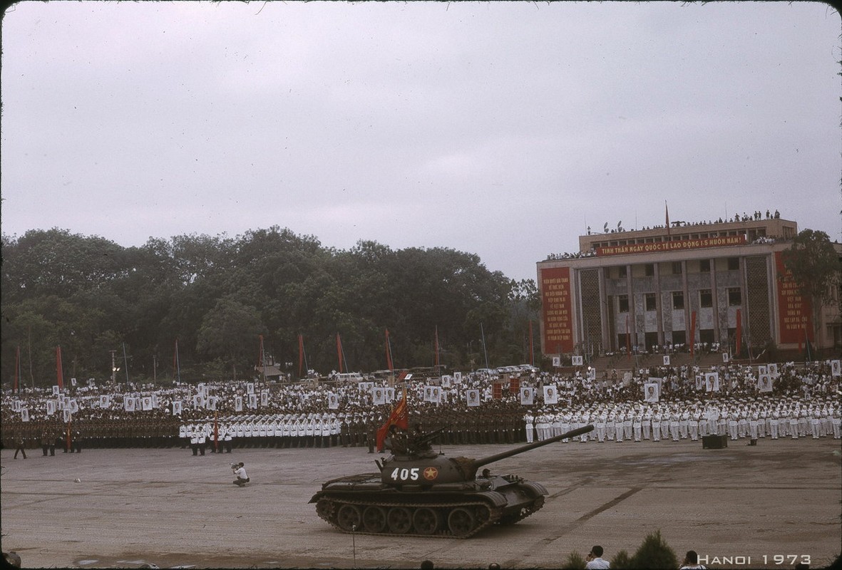 Anh dang quy ve cuoc duyet binh dac biet o Ha Noi nam 1973-Hinh-4