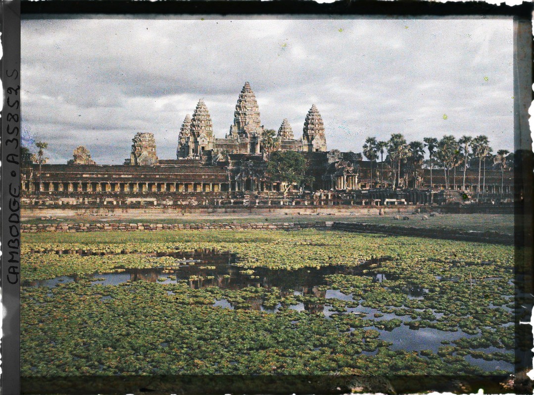 Loat anh mau dac biet ve ky quan Angkor Wat mot the ky truoc (1)-Hinh-6