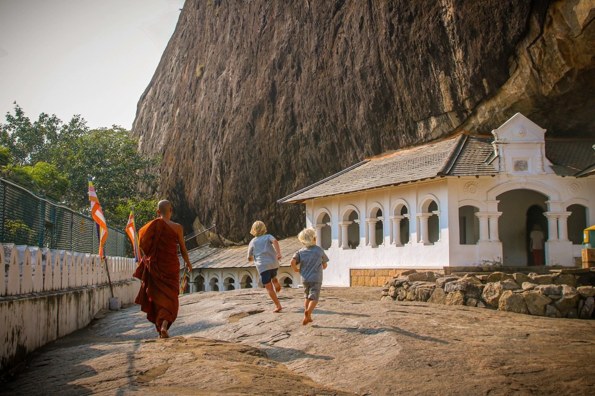 Kham pha kho bau vo gia trong hang dong noi tieng nhat Sri Lanka-Hinh-2