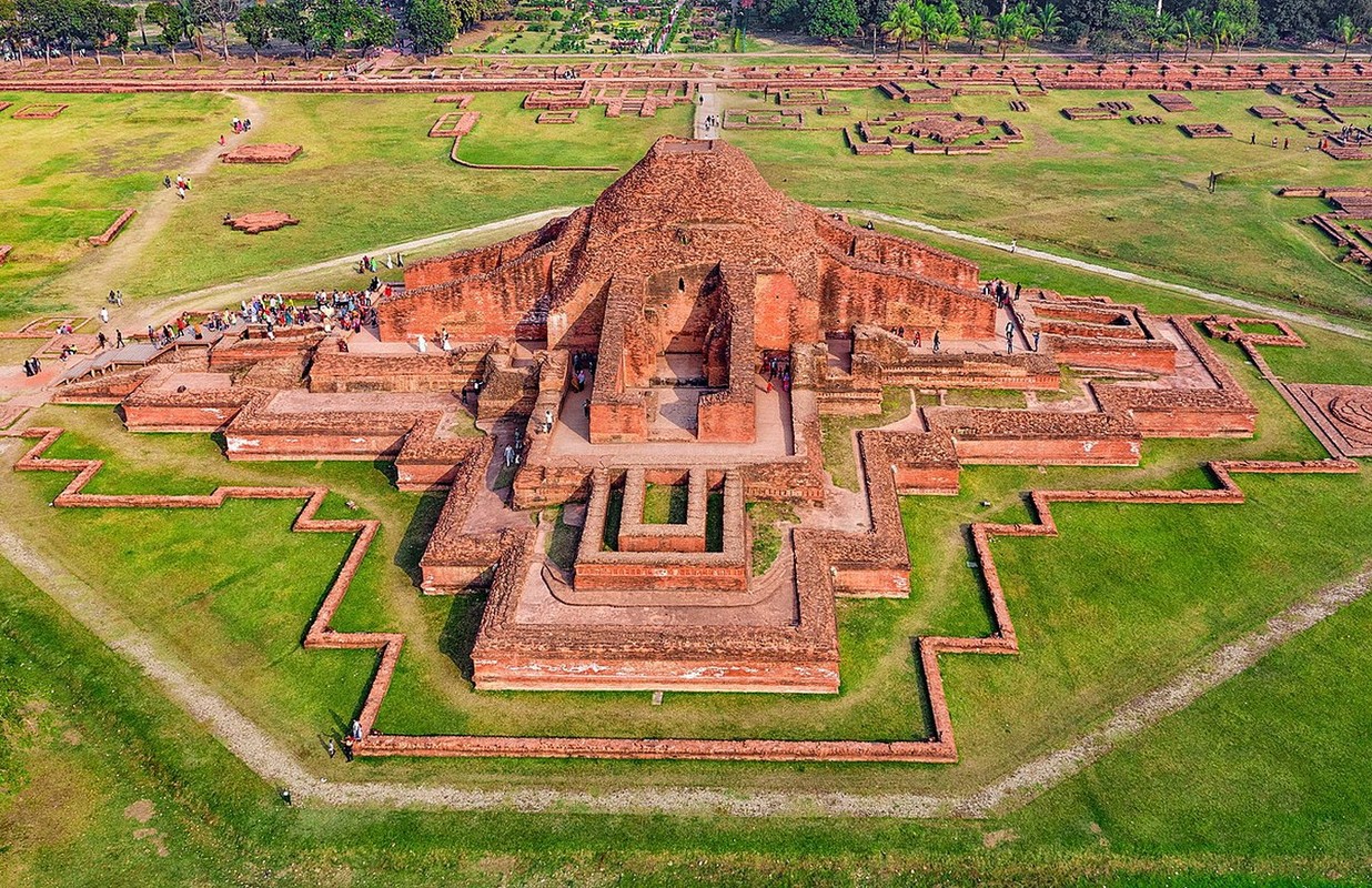 Choang ngop truoc su do so cua thanh dia Somapura Mahavihara-Hinh-2