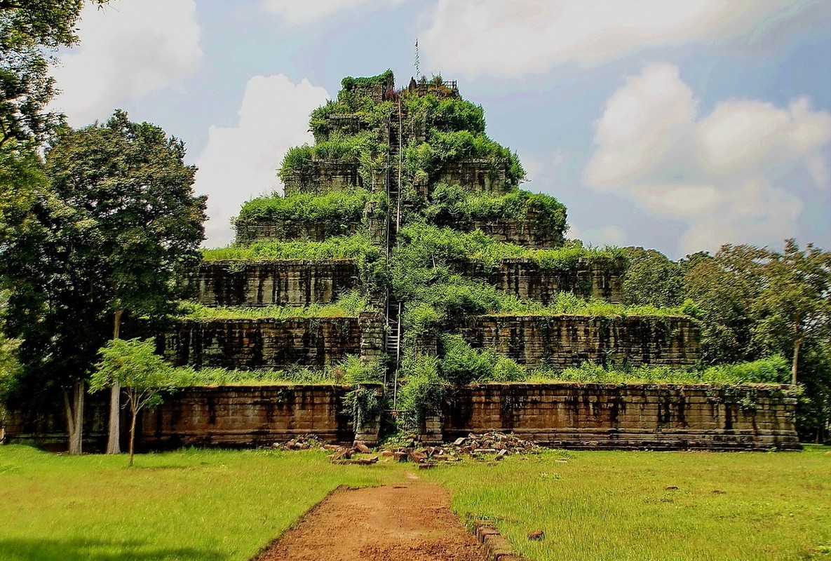 Can canh kim tu thap duy nhat cua vuong quoc Khmer co-Hinh-4