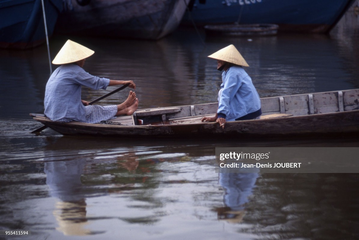 Viet Nam cuoi thap nien 1990 qua loat anh dat gia cua Jean-Denis Jourbert-Hinh-12