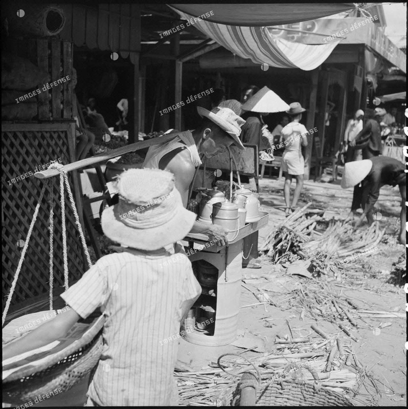 Loat anh doi thuong cuc hiem o Sai Gon nam 1953-Hinh-5